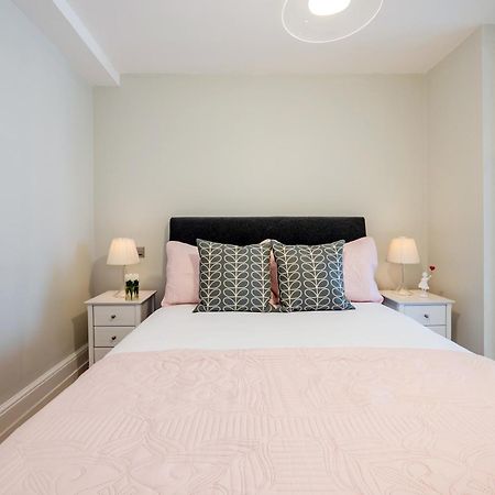 Welcome London St Martin'S Екстер'єр фото