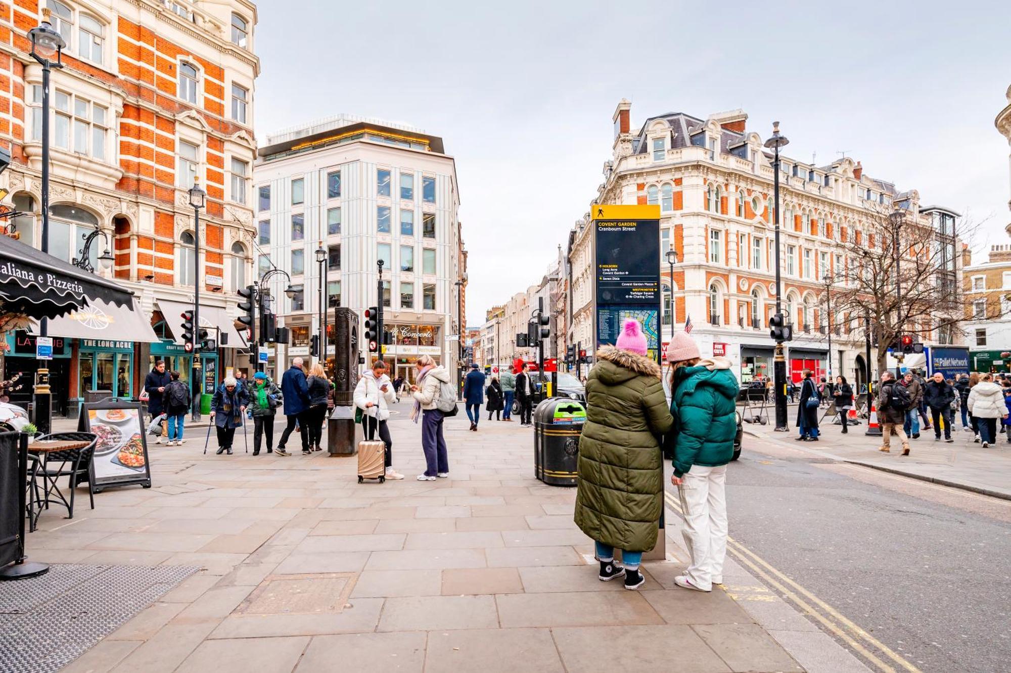 Welcome London St Martin'S Екстер'єр фото