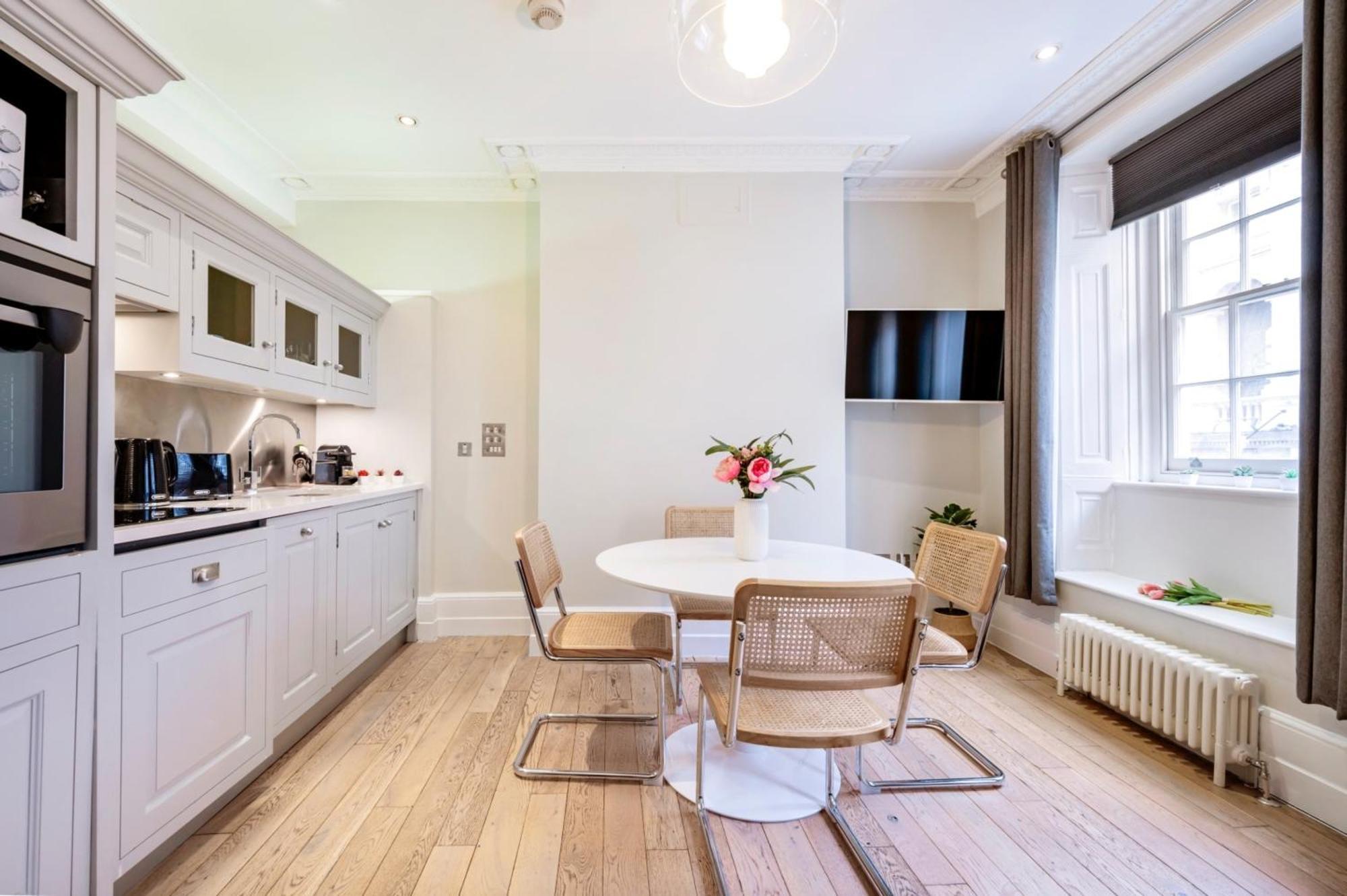 Welcome London St Martin'S Екстер'єр фото
