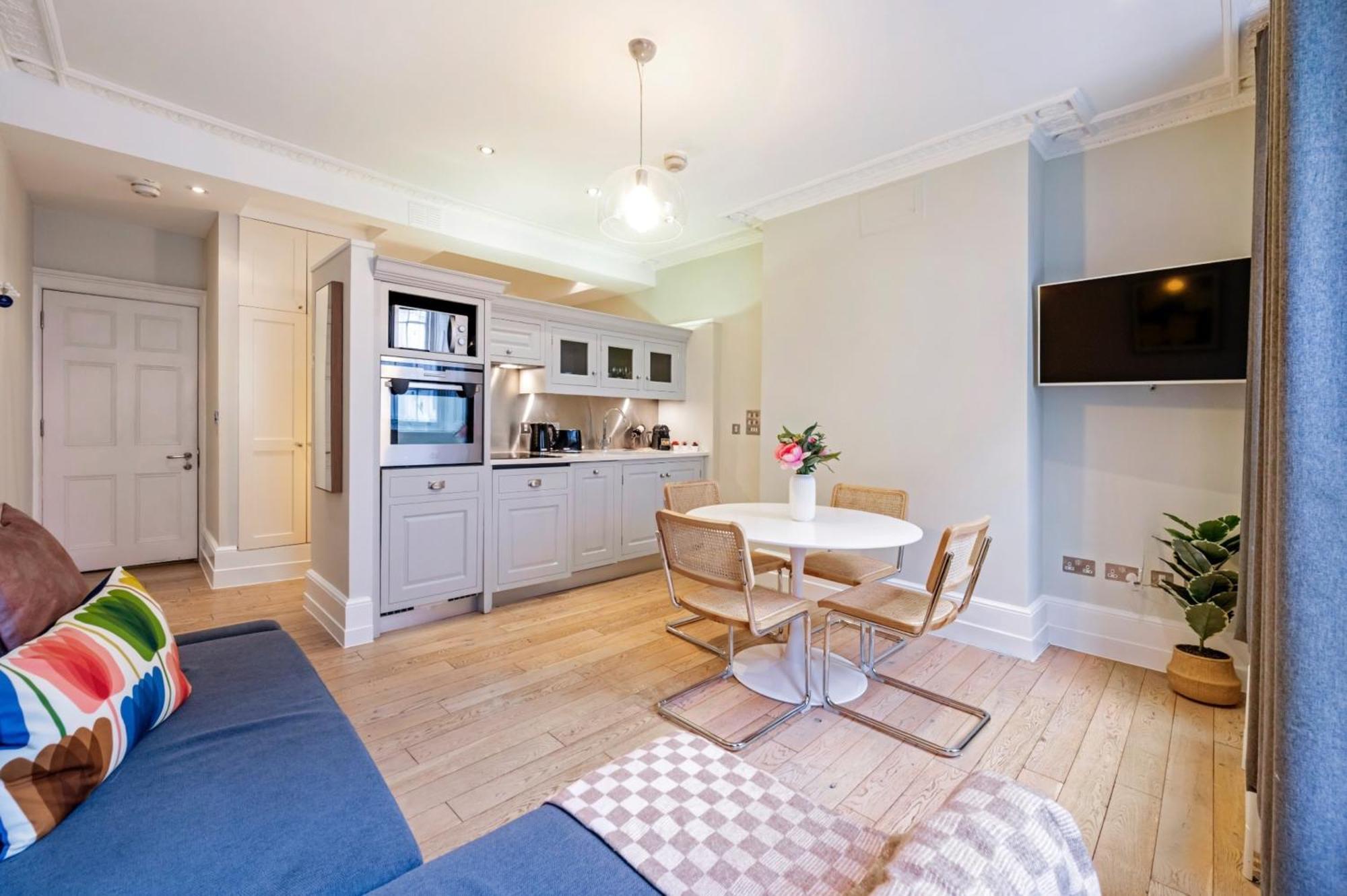 Welcome London St Martin'S Екстер'єр фото